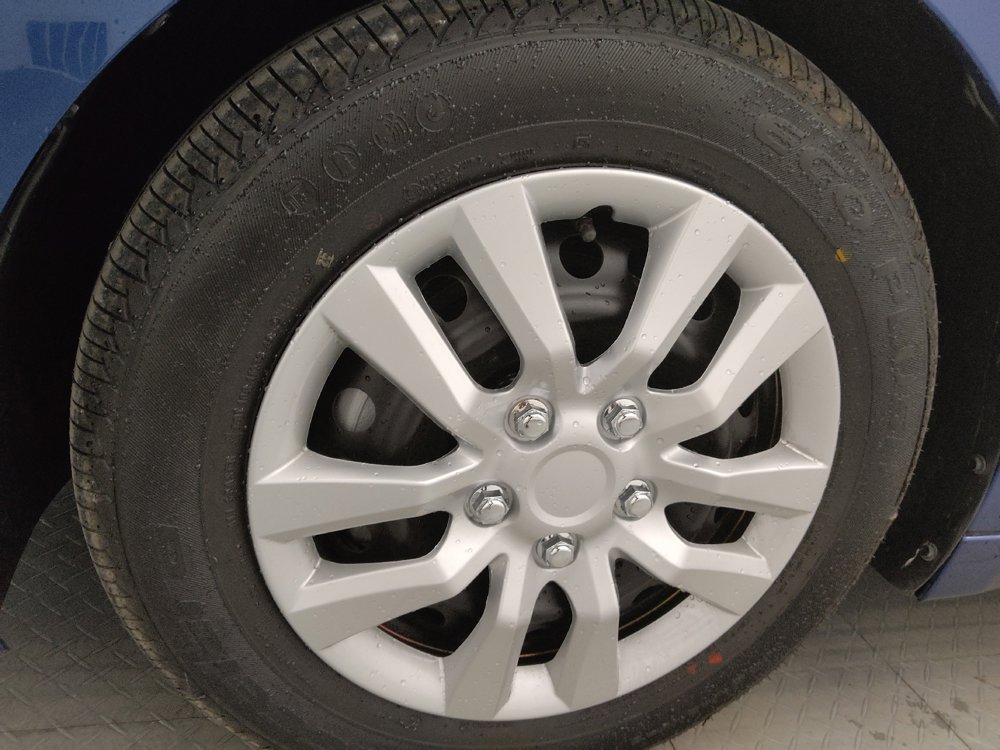 Used 2019 Hyundai Elantra SE image 31