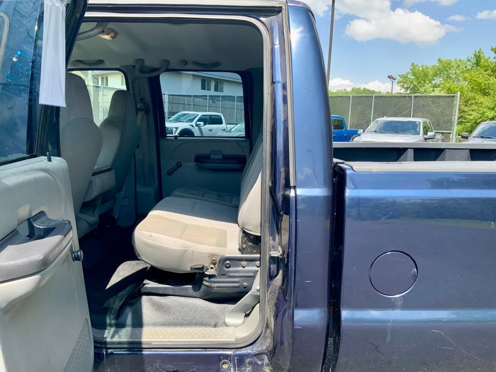 Used 2006 Ford F250 XL RWD image 13