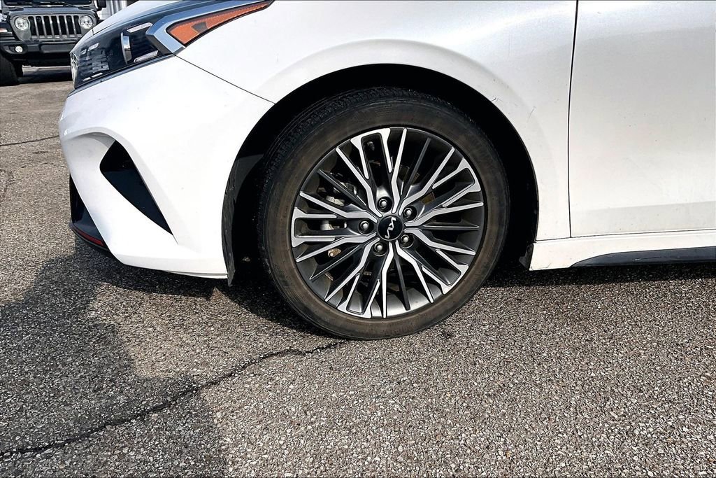 Used 2022 Kia Forte GT-Line w/ GT-Line Technology Package image 4