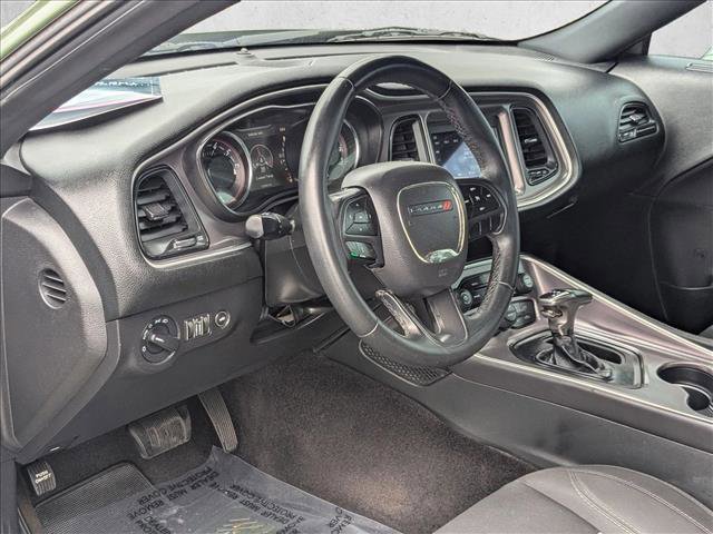 Used 2019 Dodge Challenger SXT image 10