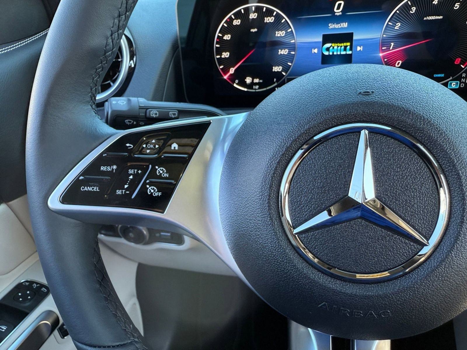 New 2026 Mercedes-Benz GLB 250 image 12