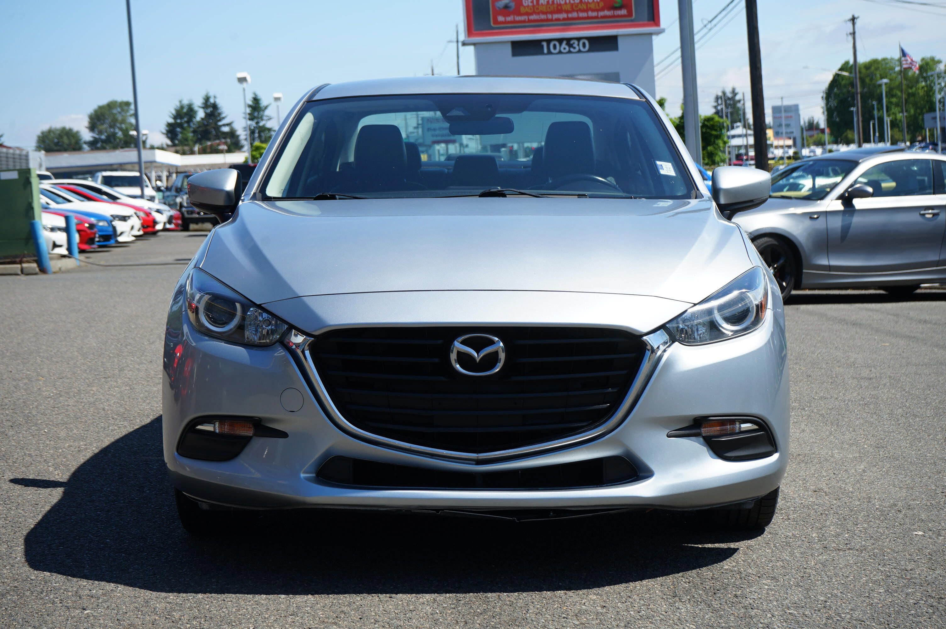 Used 2018 MAZDA MAZDA3 Touring FWD image 8
