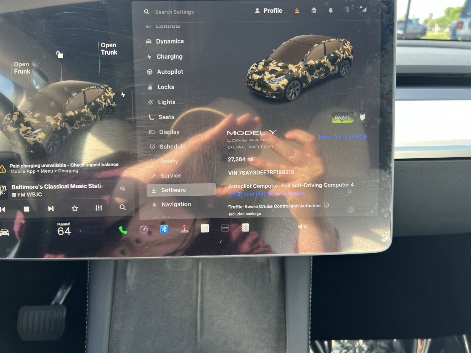 Used 2024 Tesla Model Y Long Range AWD/4WD image 17
