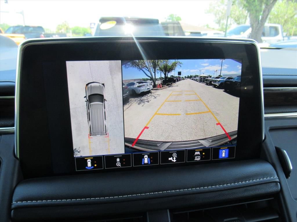 Used 2024 Chevrolet Tahoe Premier AWD/4WD image 30
