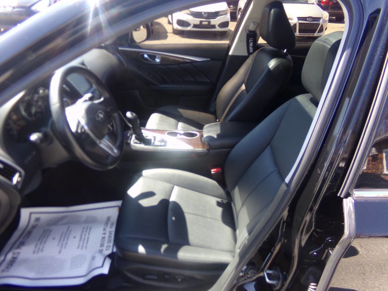 Used 2018 INFINITI Q50 Luxe w/ Essential Package (3.0T Luxe) image 21