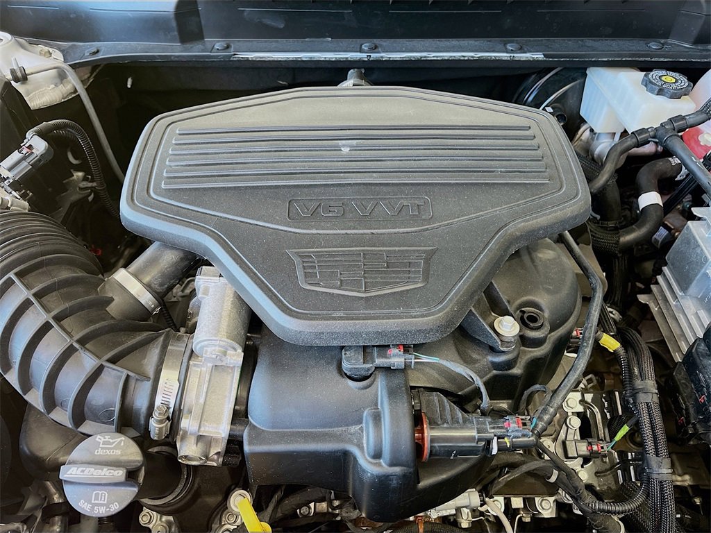 Used 2025 Cadillac XT5 Premium Luxury w/ LPO, ONYX Package image 31