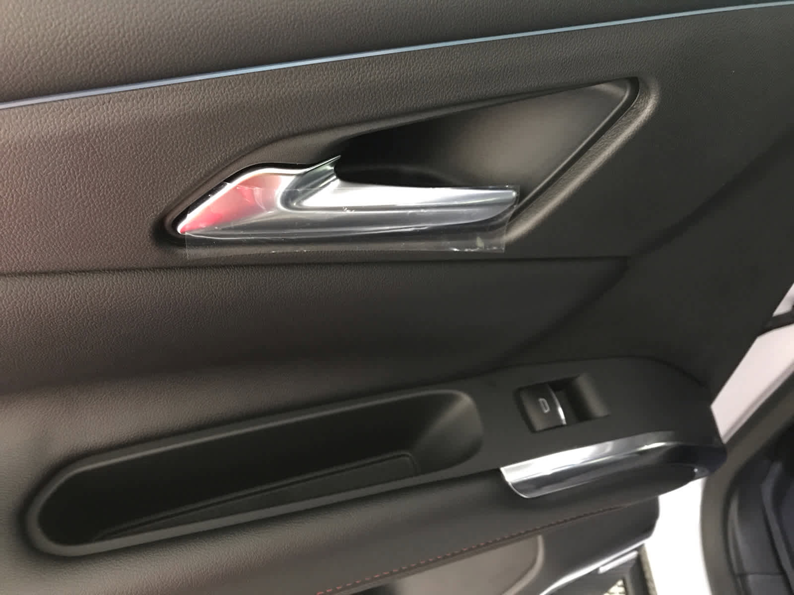 New 2026 Chevrolet Traverse RS w/ LPO, Floor Liner Package image 9