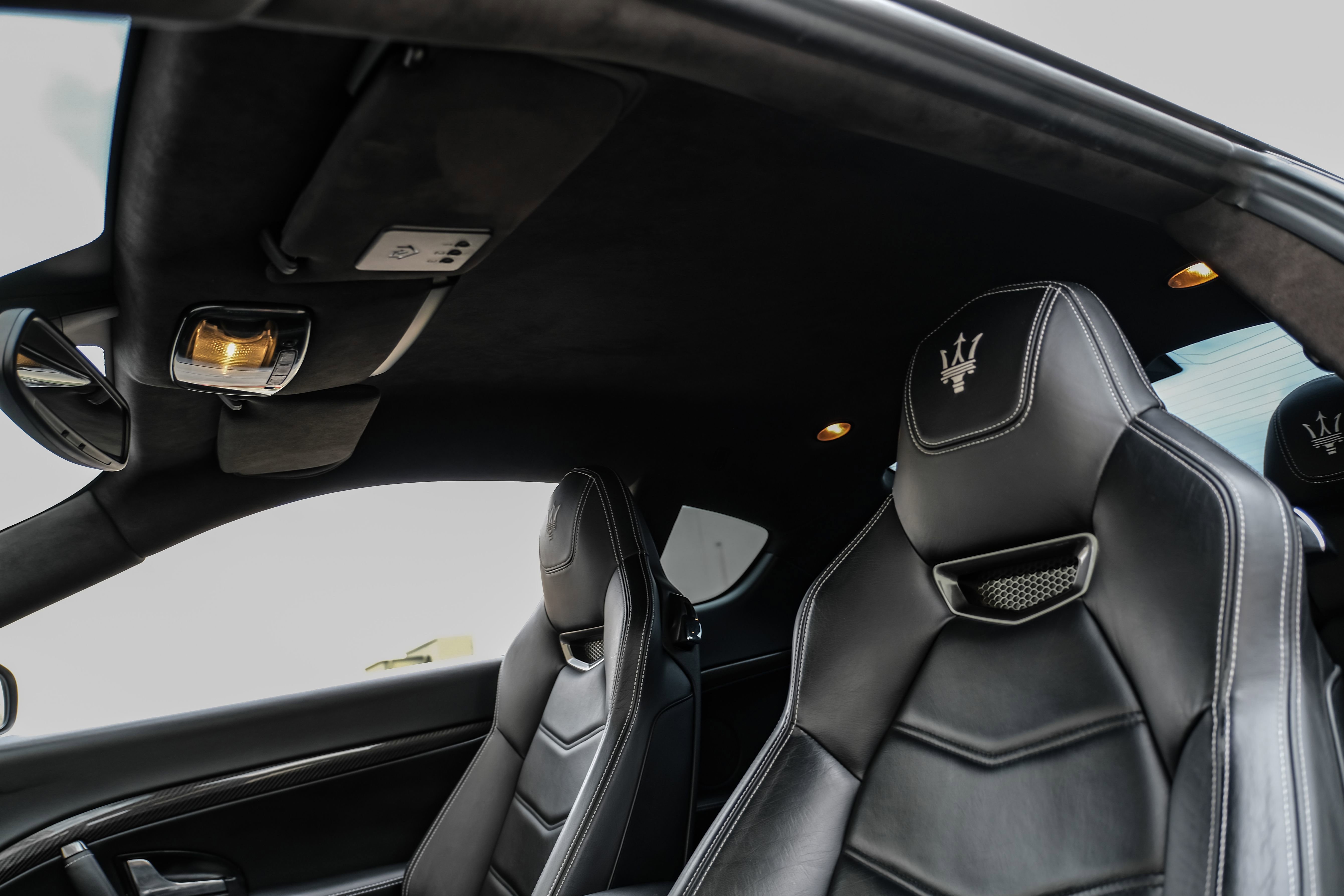 Used 2015 Maserati GranTurismo Sport RWD image 29