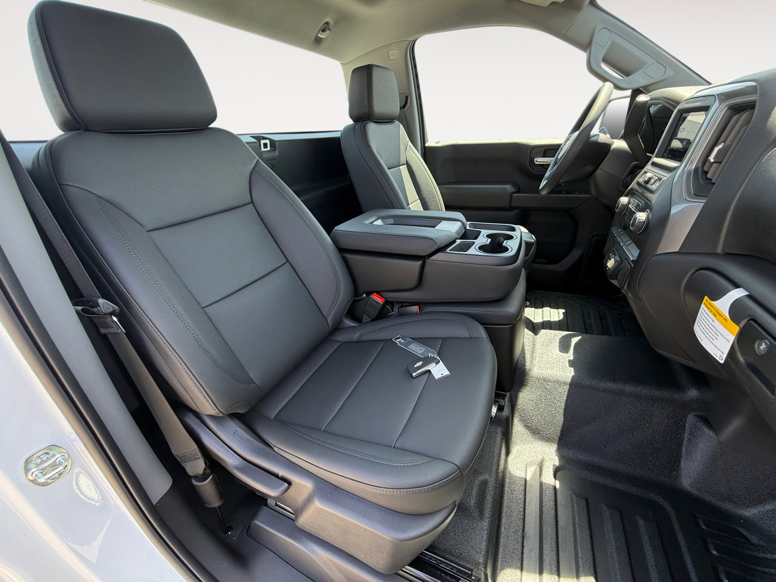 New 2026 Chevrolet Silverado 1500 W/T AWD/4WD image 17