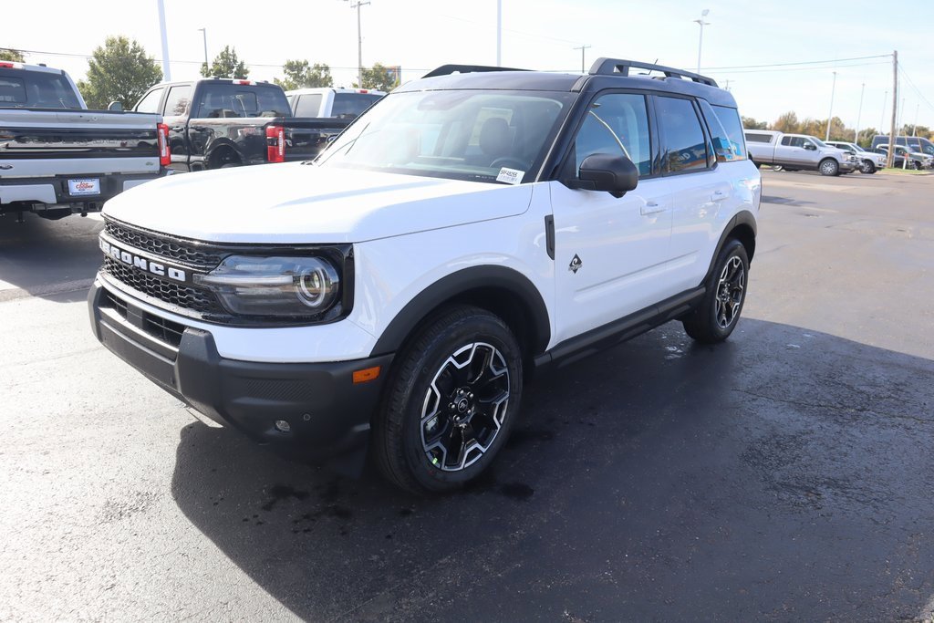 New 2025 Ford Bronco Sport Outer Banks w/ Outer Banks Tech Package+ image 11