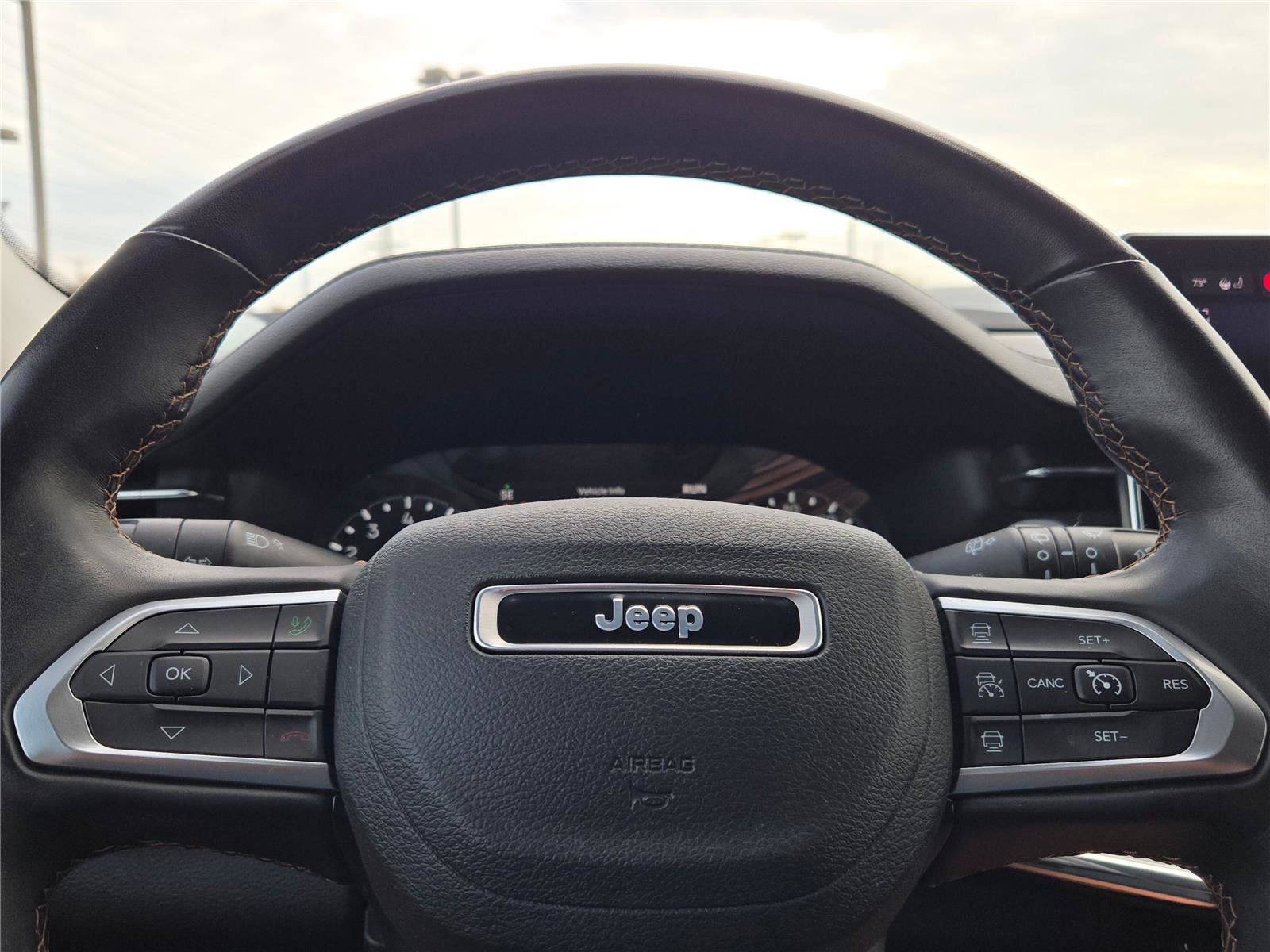 Used 2022 Jeep Compass Limited image 35