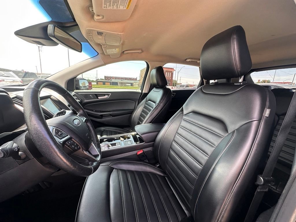 Used 2020 Ford Edge SEL FWD image 11