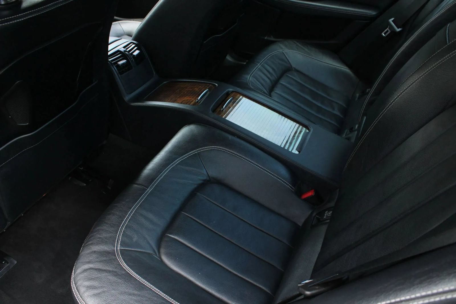 Used 2013 Mercedes-Benz CLS 550 w/ Premium I Pkg image 18