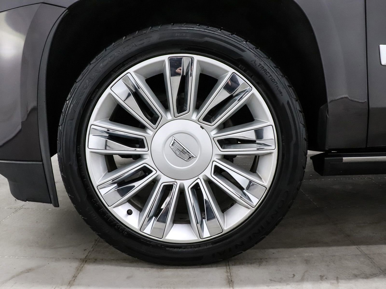 Used 2016 Cadillac Escalade Platinum AWD/4WD image 8