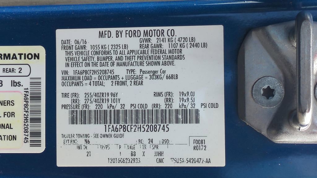 Used 2017 Ford Mustang GT w/ GT Performance Package image 28