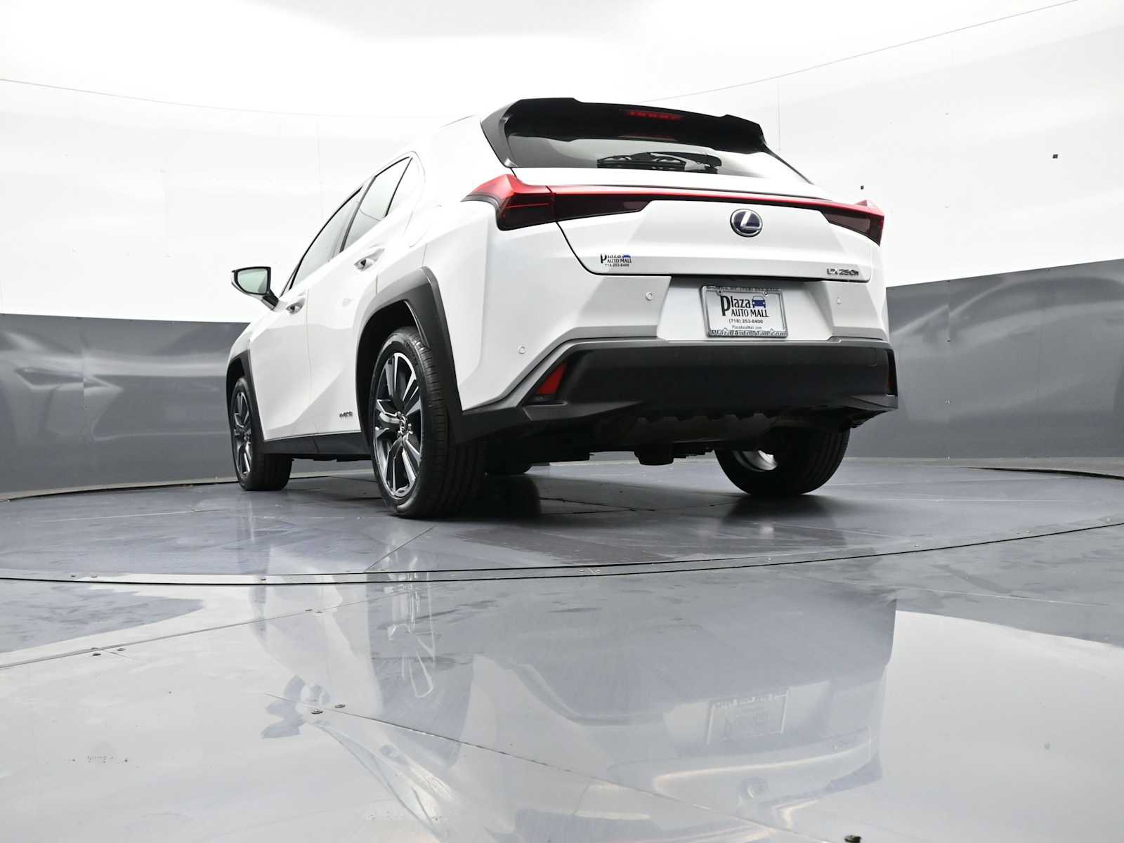 Used 2021 Lexus UX 250h w/ Premium Package AWD/4WD image 32
