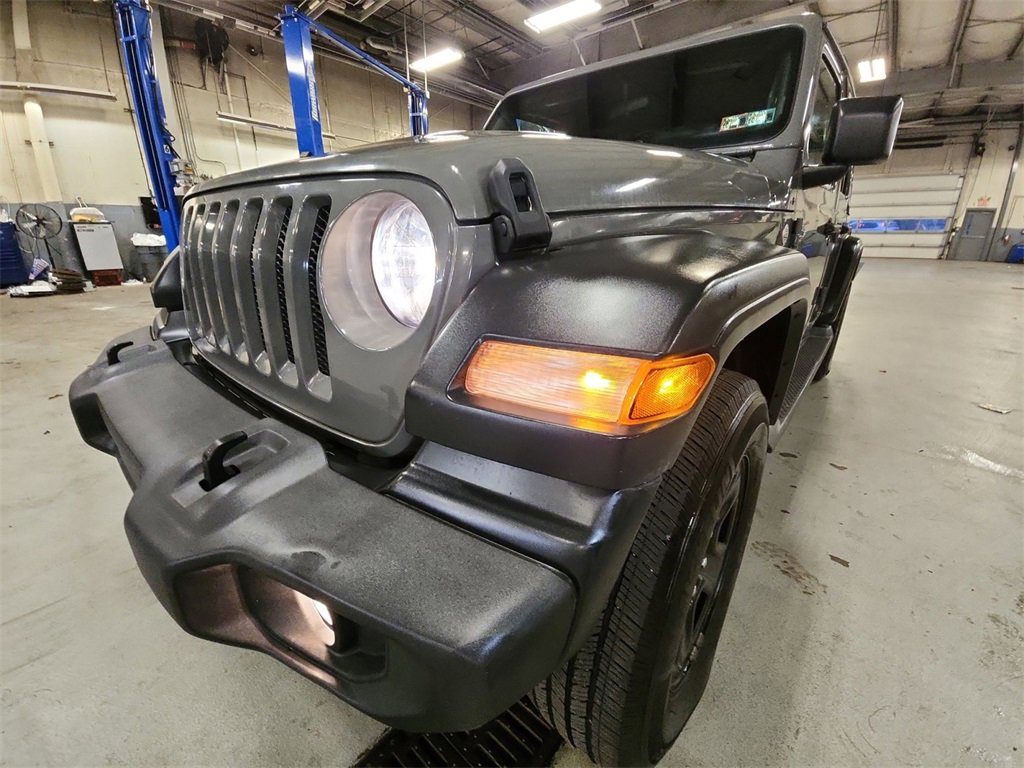 Used 2019 Jeep Wrangler Unlimited Sport image 29