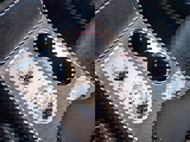 Used 2025 Genesis GV80 2.5T Prestige image 15