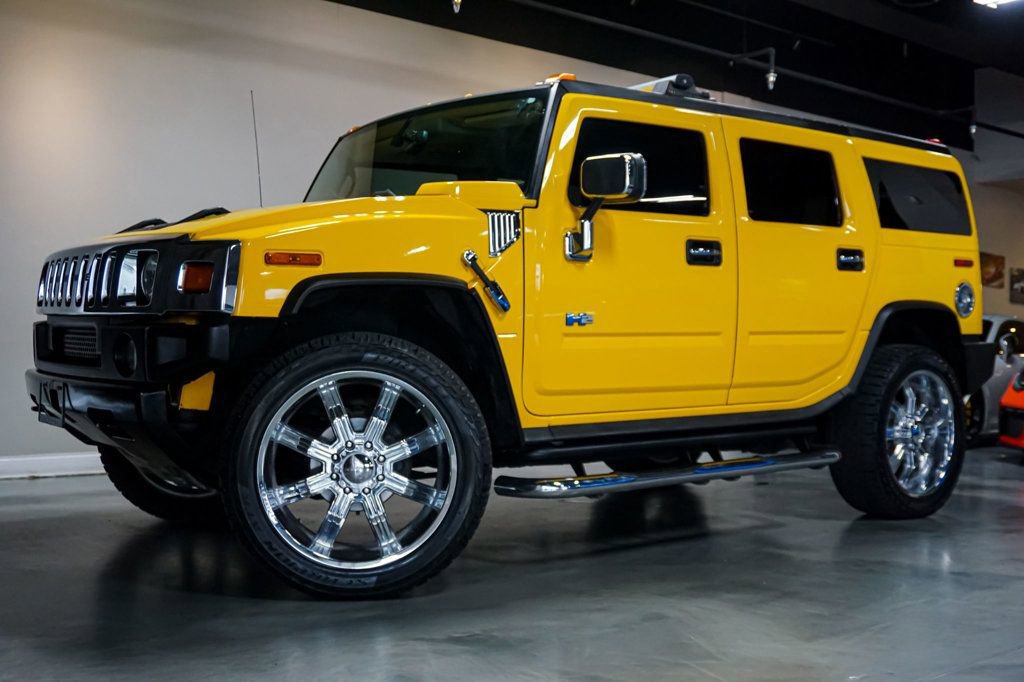 Used 2005 HUMMER H2 w/ Preferred Equipment Group image 1