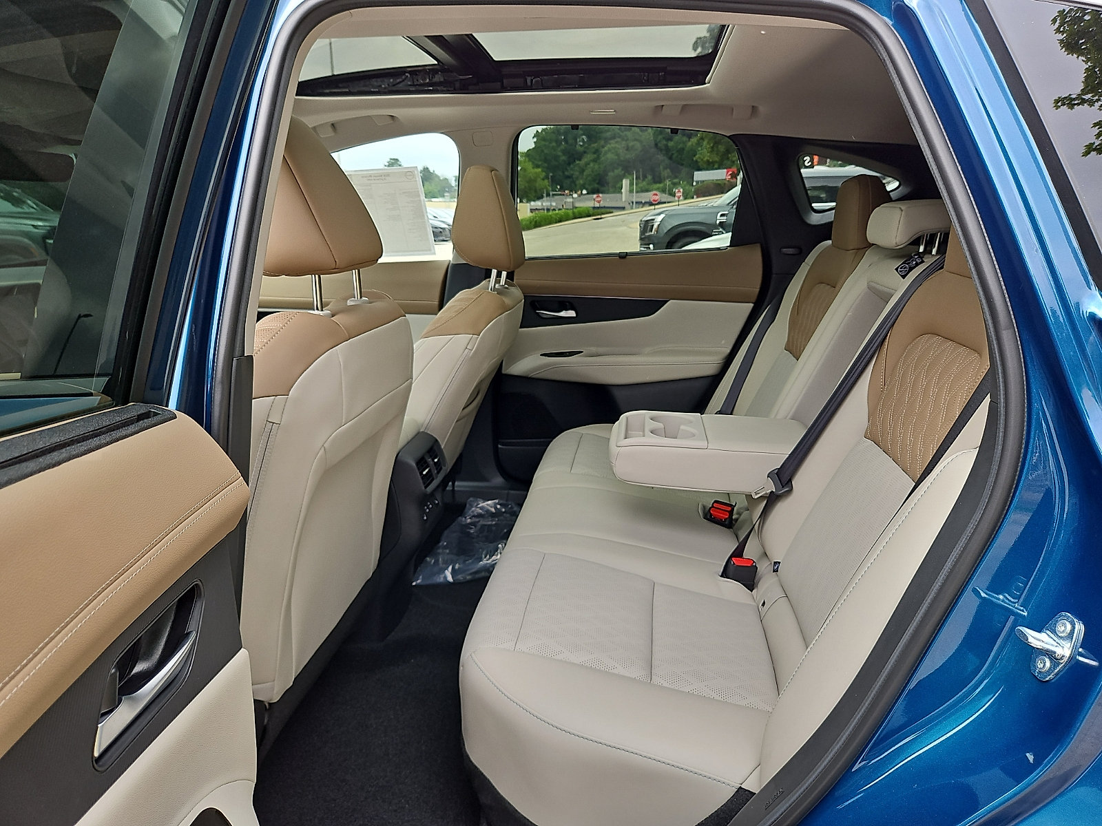 New 2026 Nissan Murano Platinum w/ Cargo Package AWD/4WD image 8