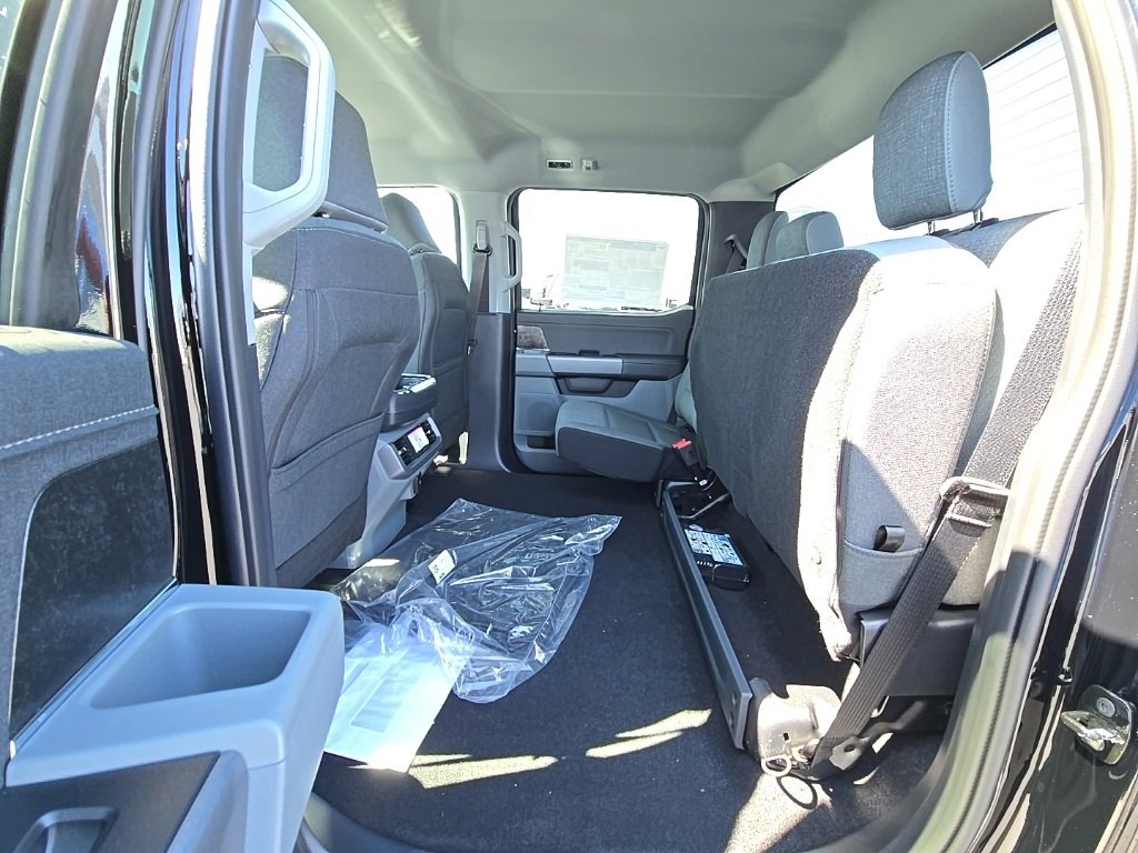 New 2025 Ford F150 Lightning XLT image 62