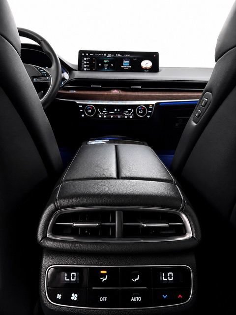 Used 2021 Genesis G80 2.5T w/ Prestige Package AWD/4WD image 28