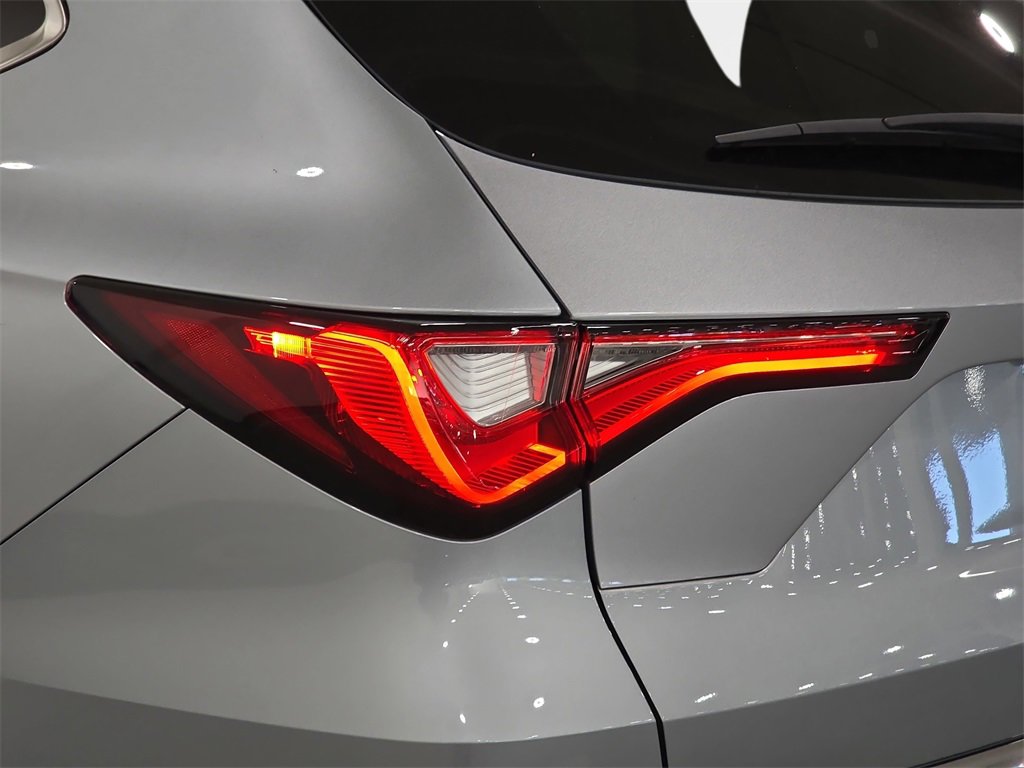 Used 2023 Acura MDX FWD w/ Technology Package image 32