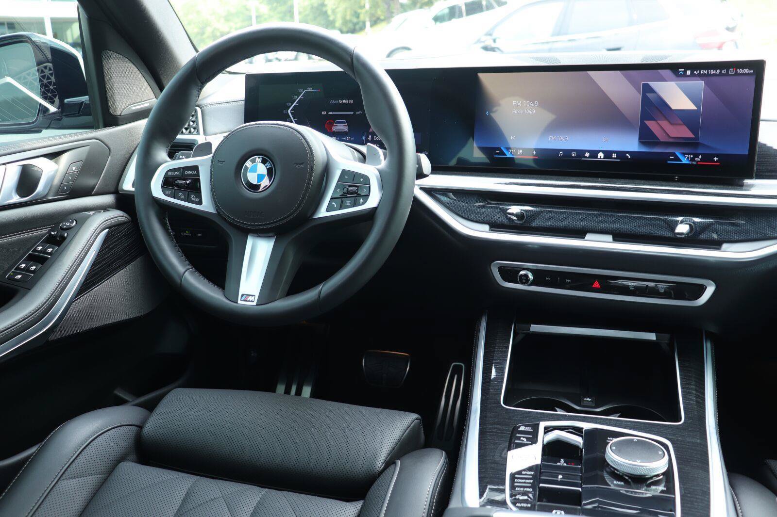Used 2024 BMW X5 xDrive40i w/ M Sport Package AWD/4WD image 30