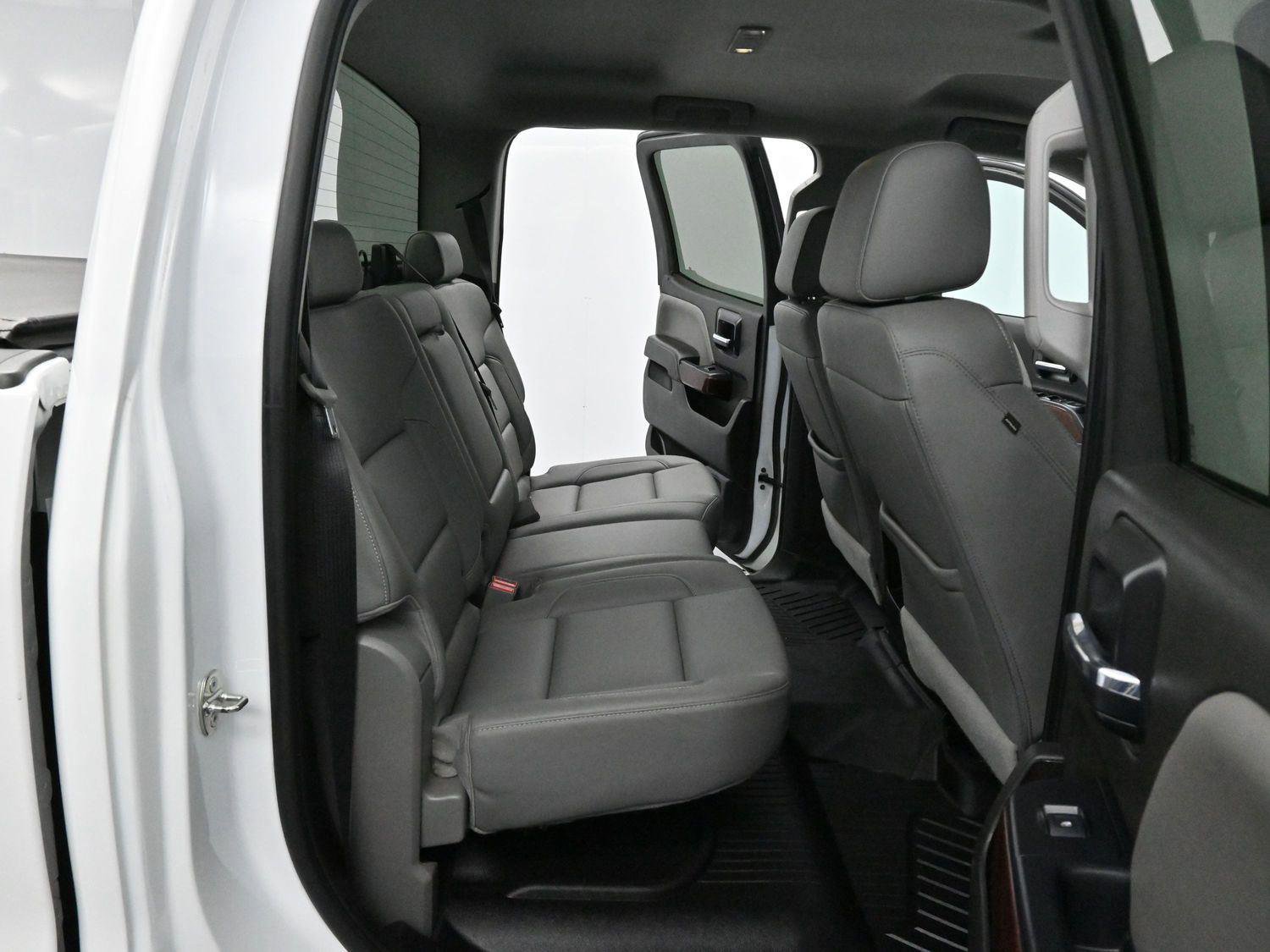 Used 2018 GMC Sierra 1500 SLT w/ SLT Premium Package image 29