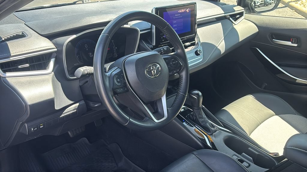 Used 2025 Toyota Corolla XSE FWD image 22