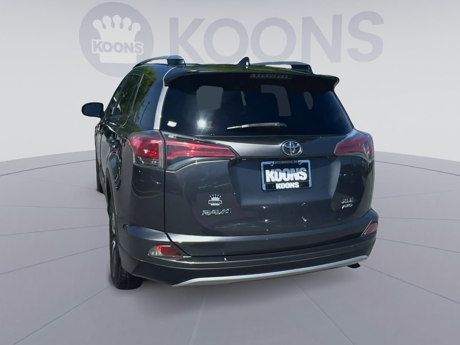 Used 2017 Toyota RAV4 XLE AWD/4WD image 10