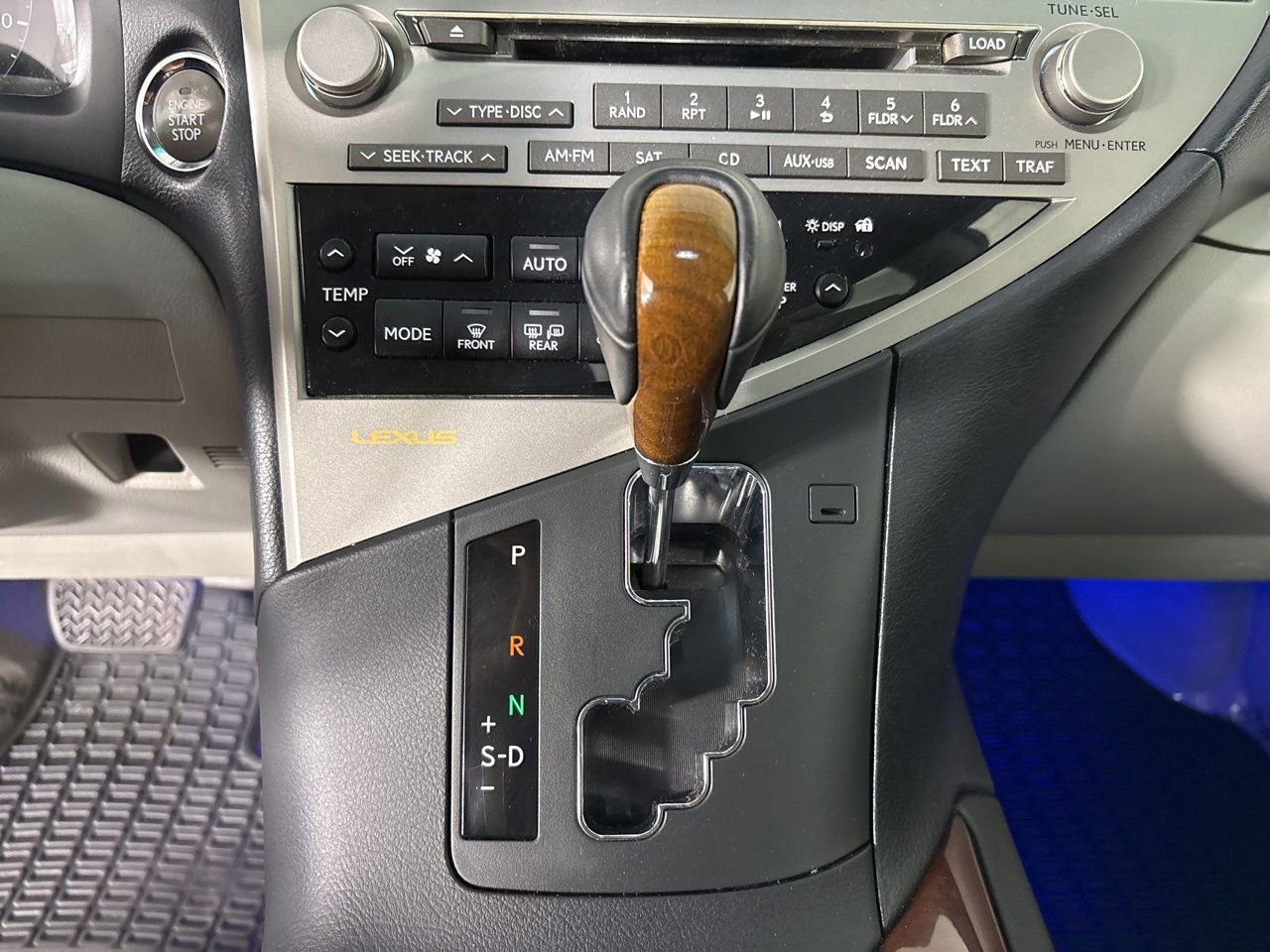 Used 2011 Lexus RX 350 AWD w/ Premium Pkg image 17