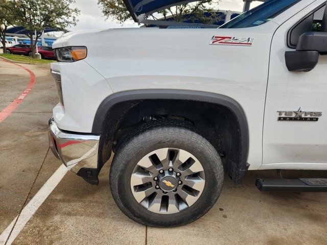 Used 2024 Chevrolet Silverado 2500 LT w/ Texas Edition image 7