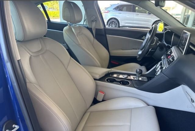 Used 2020 Genesis G70 2.0T image 9