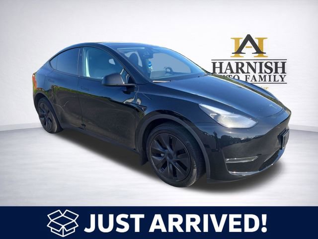 Used 2024 Tesla Model Y Long Range AWD/4WD image 1