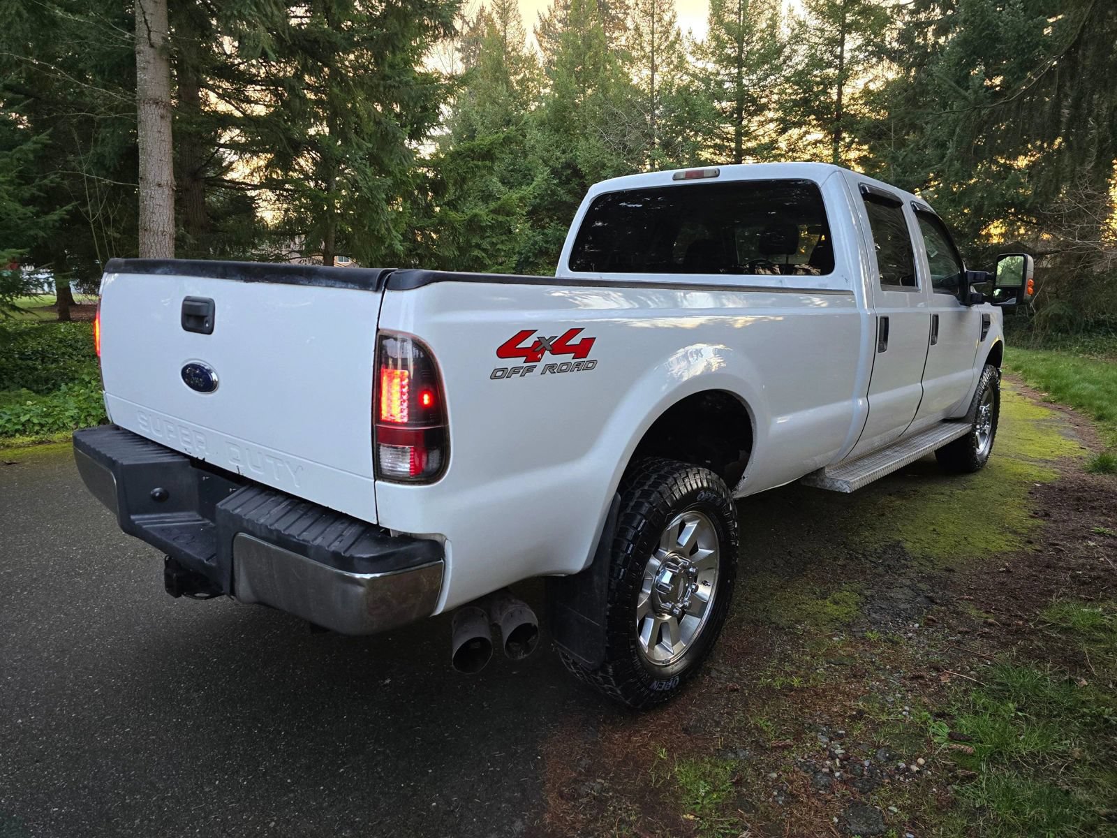 Used 2009 Ford F350 XLT AWD/4WD image 5
