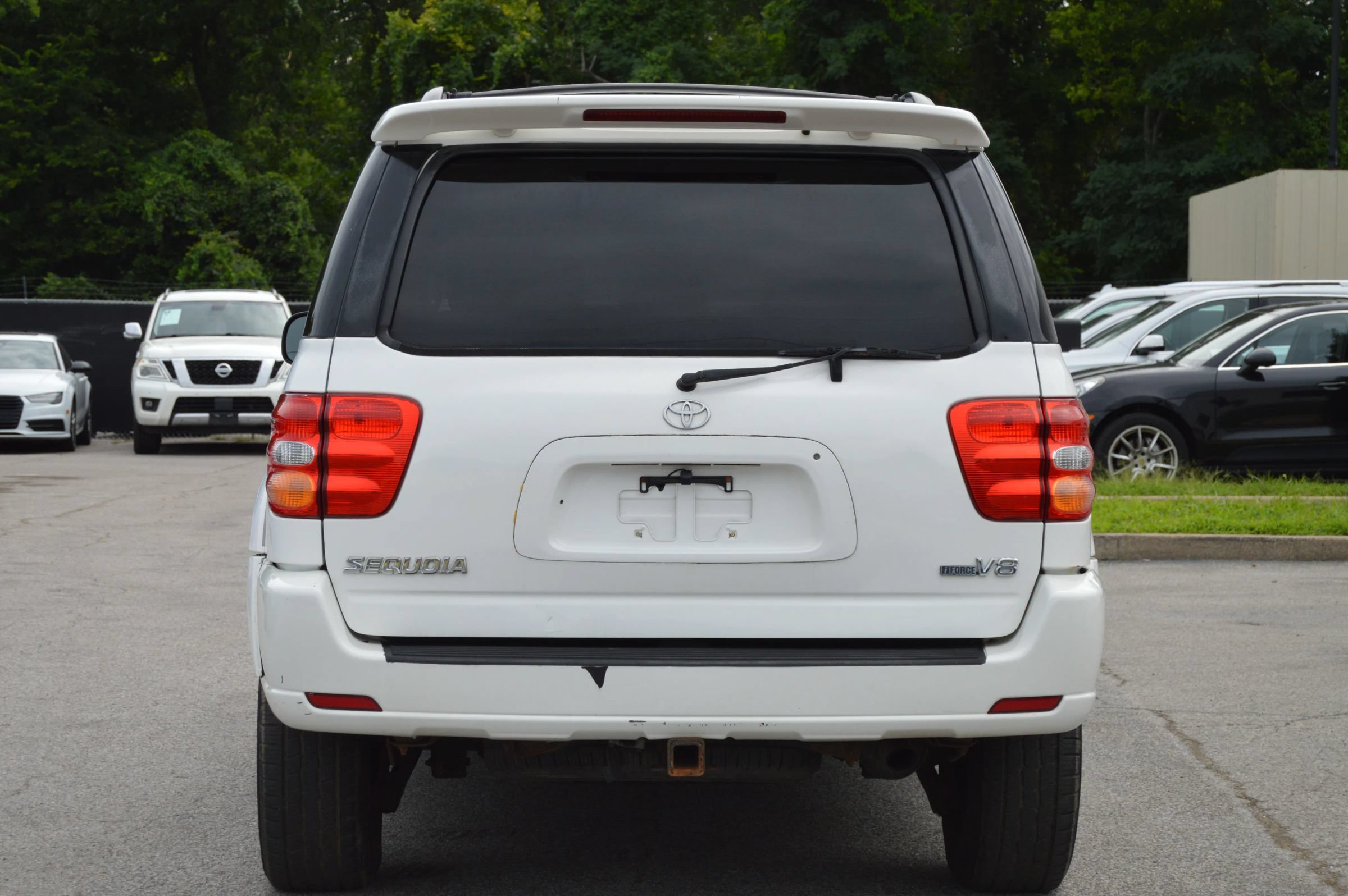 Used 2002 Toyota Sequoia Limited RWD image 5