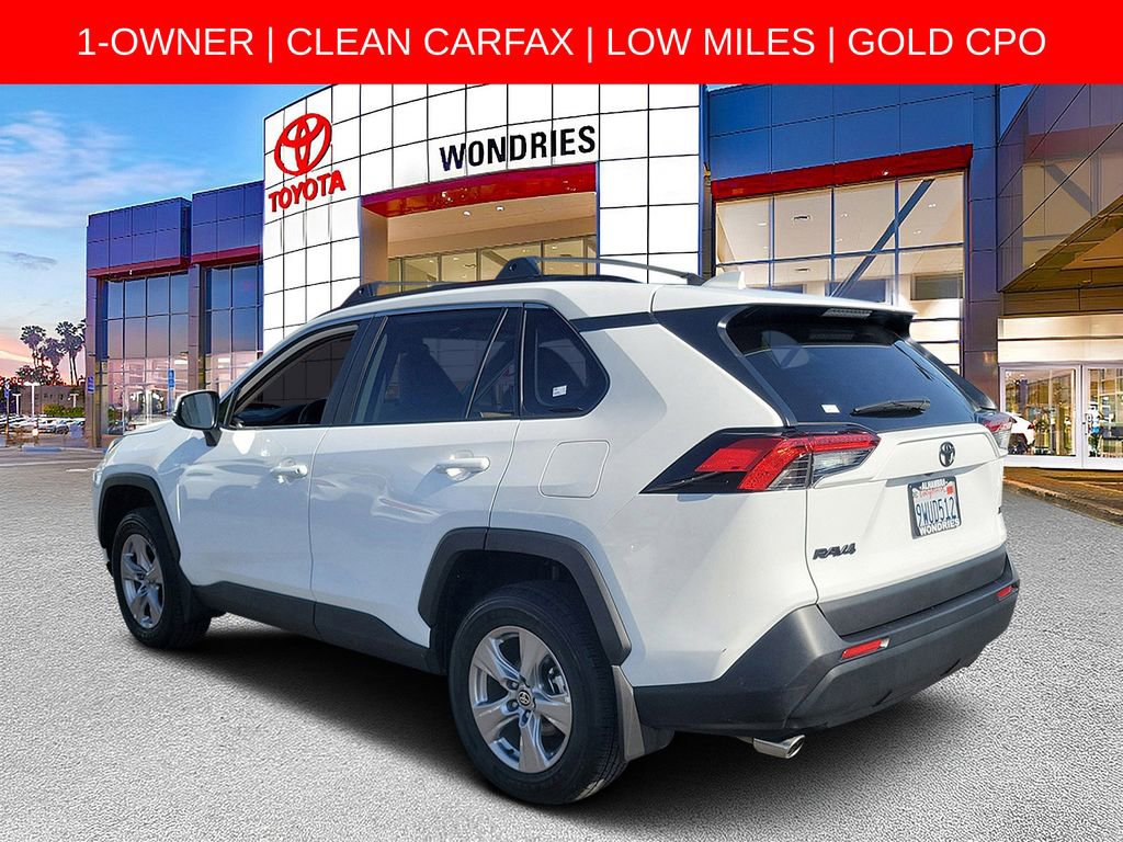 Used 2025 Toyota RAV4 XLE FWD image 3
