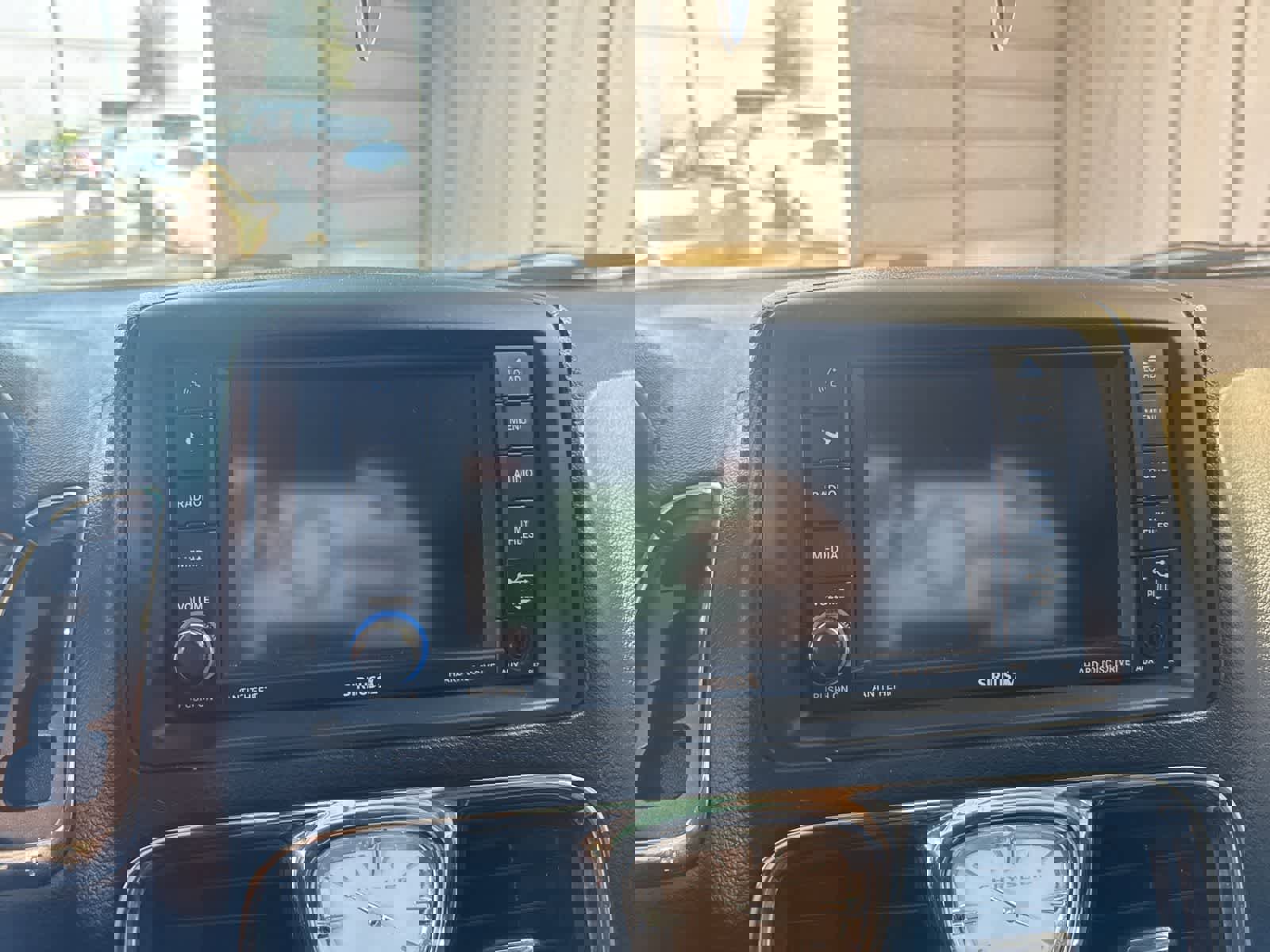 Used 2016 Chrysler Town & Country Touring w/ Driver Convenience Group FWD image 25