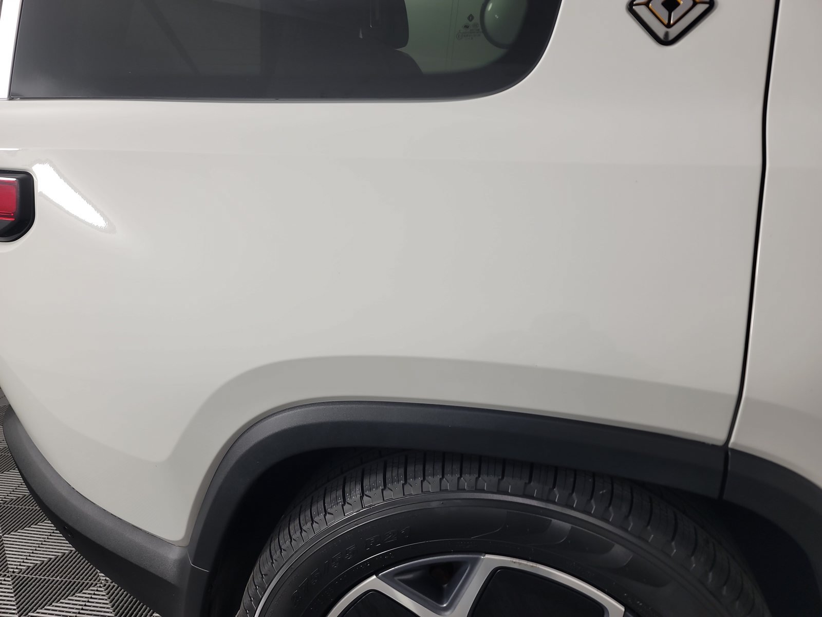 Used 2023 Rivian R1S Adventure Quad AWD/4WD image 35