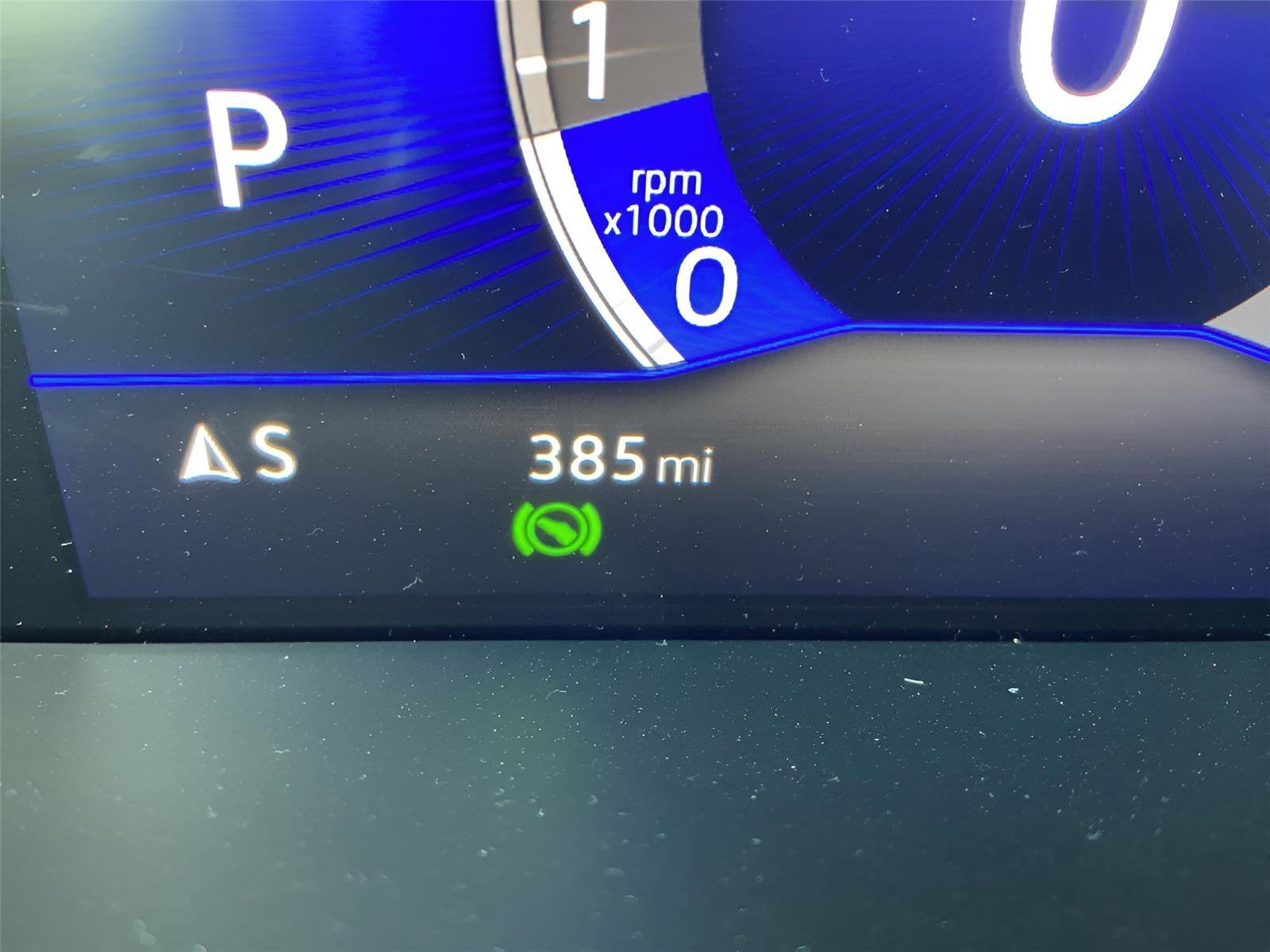 Used 2025 Volkswagen Taos SE image 5