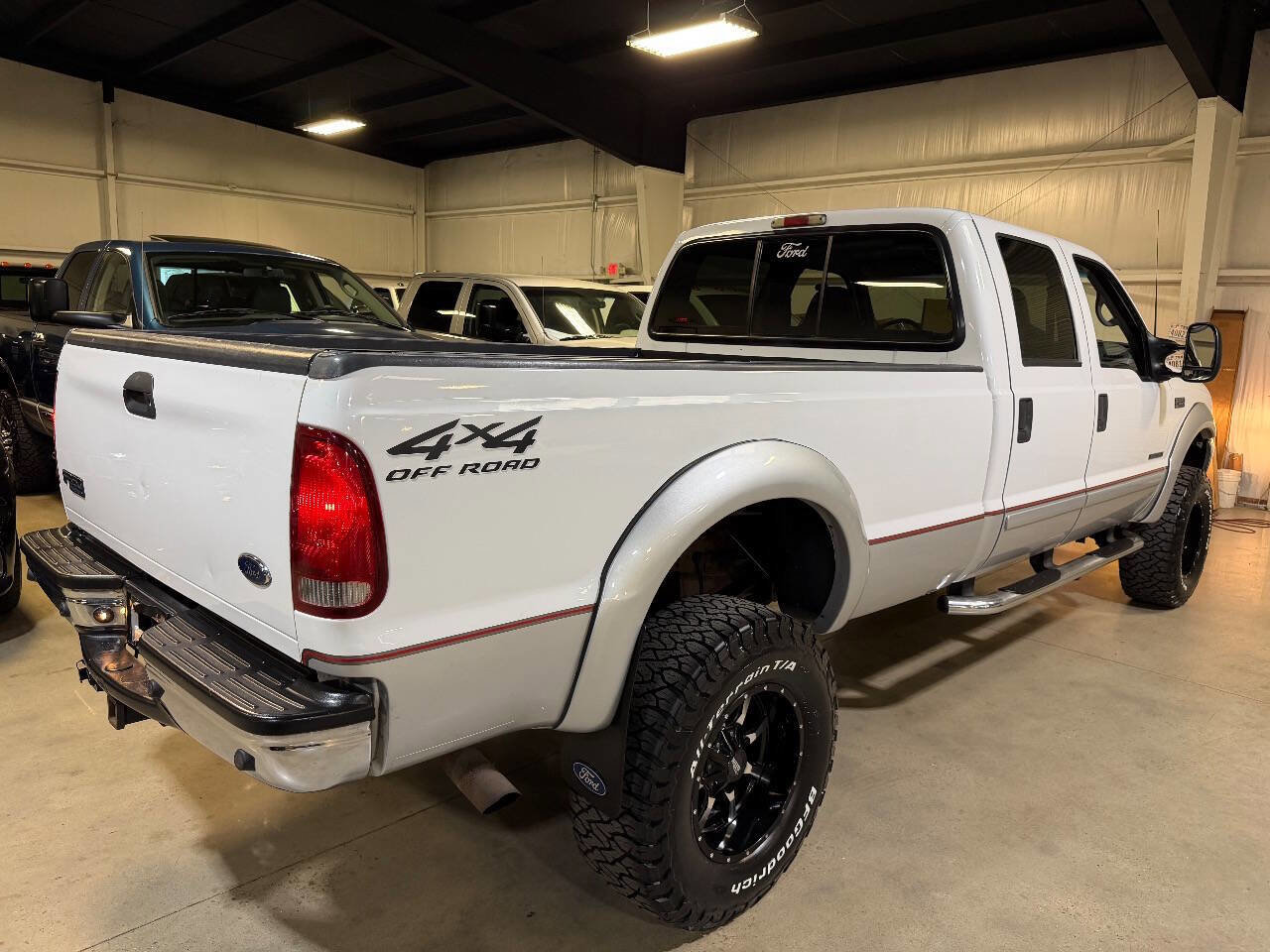 Used 2002 Ford F350 Lariat image 14