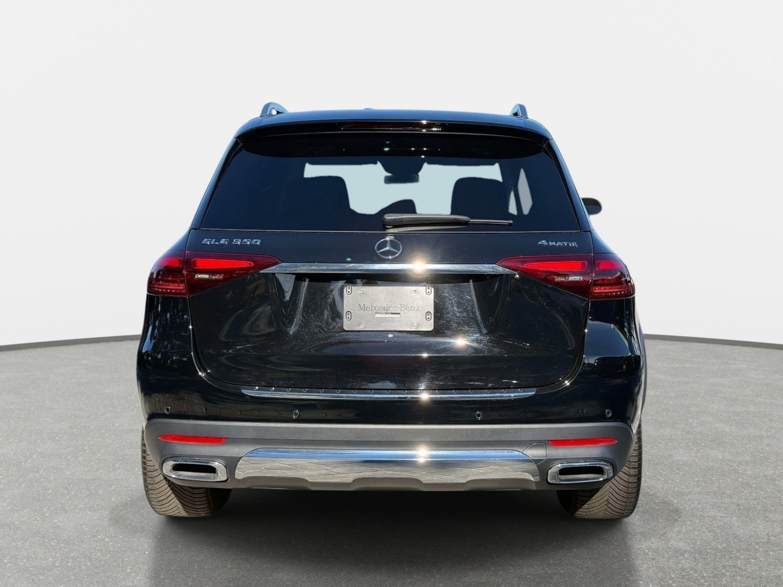 Used 2024 Mercedes-Benz GLE 350 4MATIC image 4
