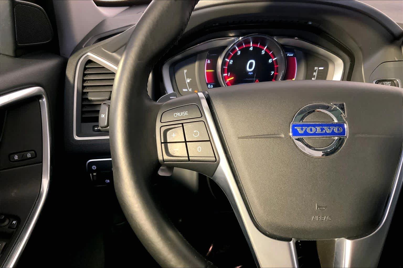 Used 2015 Volvo XC60 T6 AWD/4WD image 23