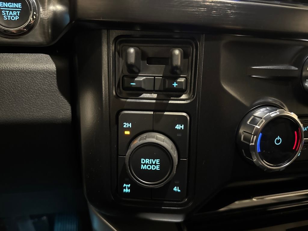 New 2026 Ford F250 Lariat w/ Chrome Package image 26