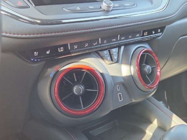 Certified 2025 Chevrolet Blazer RS w/ Driver Confidence II Package FWD image 33
