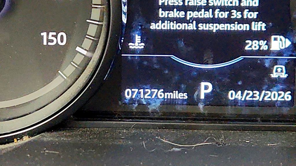 Used 2020 Land Rover Discovery SE AWD/4WD image 15