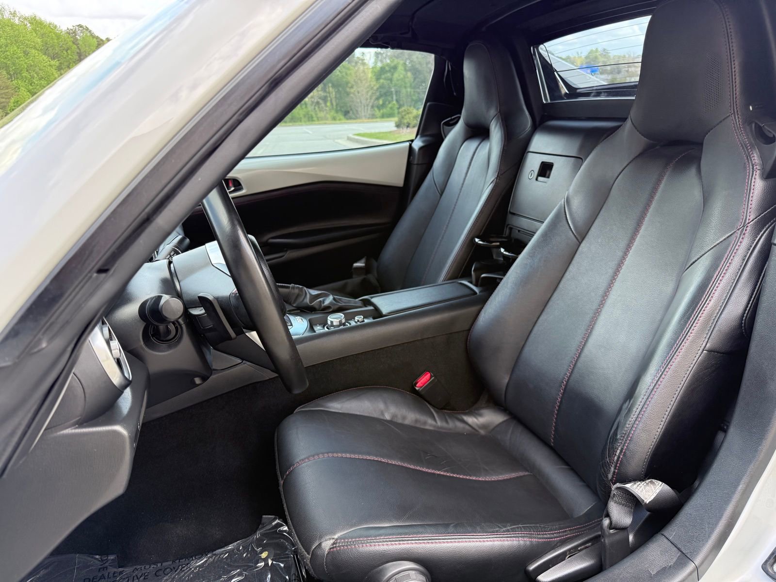 Used 2018 MAZDA MX-5 Miata RF Grand Touring image 36