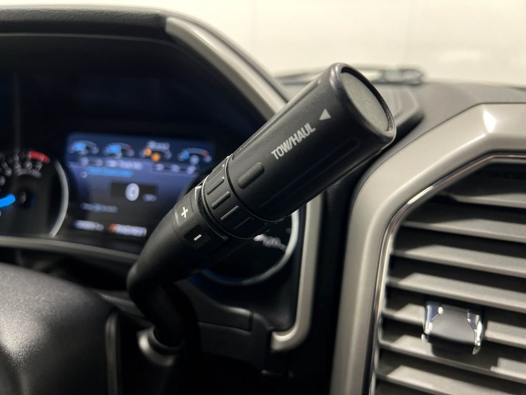 Used 2017 Ford F350 Lariat w/ Lariat Ultimate Package image 33