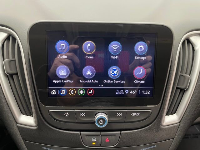 Used 2023 Chevrolet Malibu LT image 3